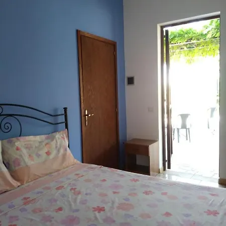 Terra Del Salento 住宿加早餐酒店 加拉托内