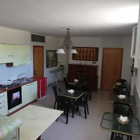 Terra Del Salento 住宿加早餐酒店 加拉托内